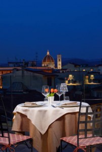 Cuciniamo per voi sulla splendida Terrazza Rossini all’ultimo piano dell’ Hotel Kraft a Firenze per i fuochi di San Giovanni la domenica 24 giugno !
